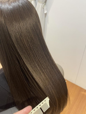 潤いたっぷりの髪質改善◎