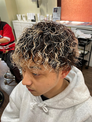 スパイラルパーマ