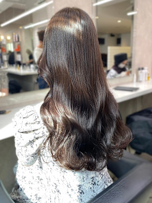 マットブラウン　透明感カラー　ブリーチなしカラー　ツヤ髪