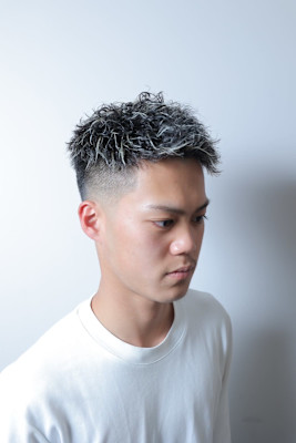 LAVIE NEWSTANDARDBARBER 浜松町本店