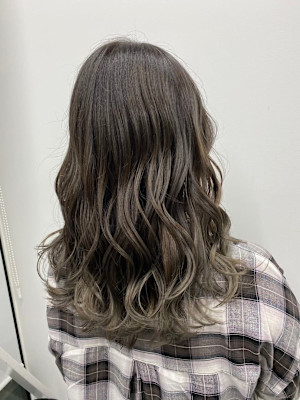 グレージュグラデーション