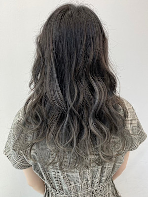 ベージュカラー