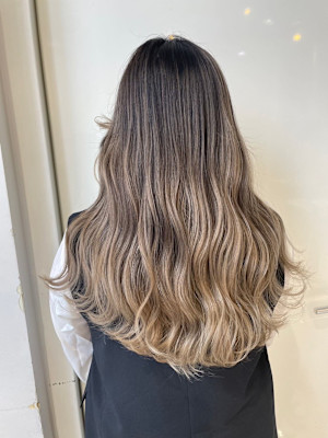 ベージュグラデーション