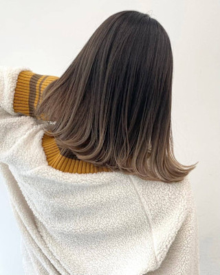 グラデーションベージュ