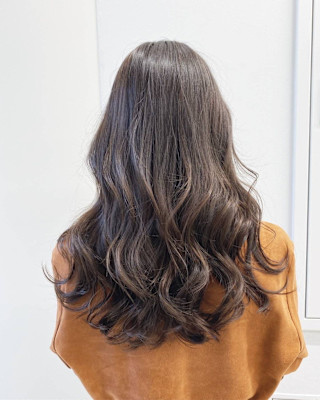 ナチュラルブラウン