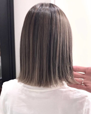 バレイヤージュボブ