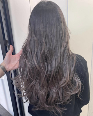 アッシュベージュハイライト