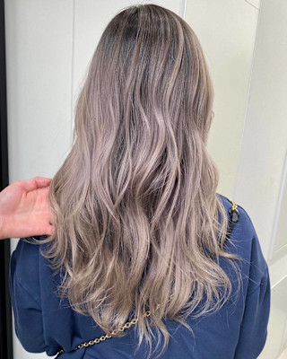 ホワイトバレイヤージュ