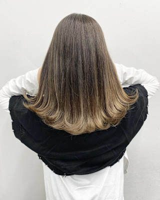 グラデーションベージュミディ