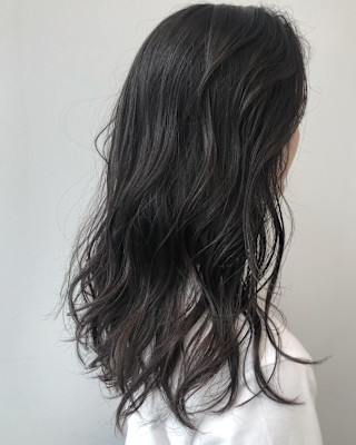 大人暗髪アッシュ