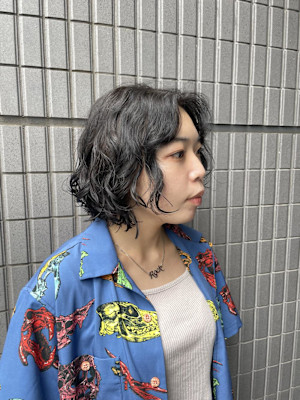 外ハネボブ/内巻きボブ/暖色カラー/顎ラインボブ/元町中華街