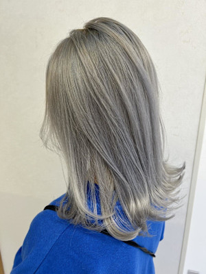 大人気のホワイトカラー！