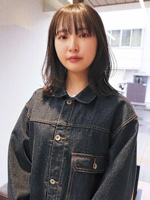 【Look at】くびレイヤーグレーベージュアッシュ