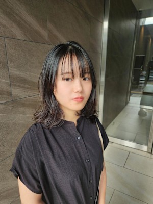 グレーブラック