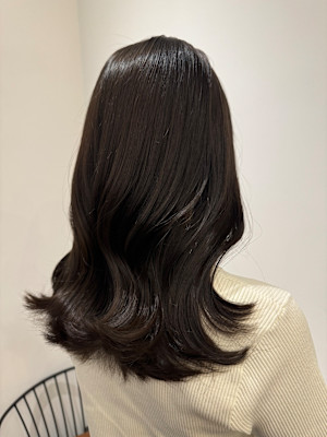 韓国ヘア ミディアムヘア トレンドヘア 髪質改善 縮毛矯正 