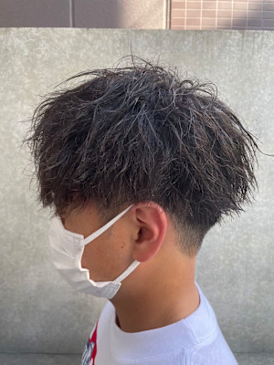 大人気ツイストスパイラルパーマ