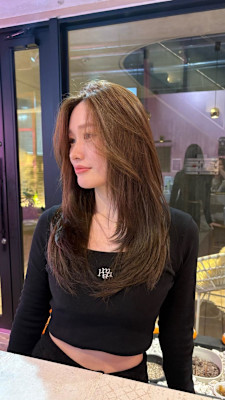 透明感カラー×レイヤーカット