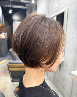 ショートボブ