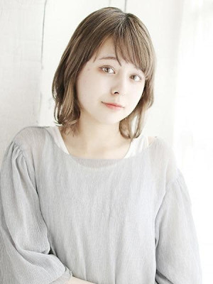 透け感カラーの韓国風エギョモリスタイル