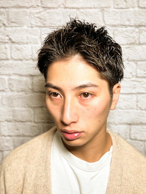 スパイキーショート