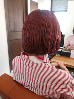 カシスベージュ