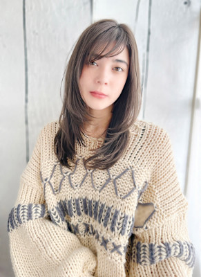 小顔効果抜群☆レイヤーカット