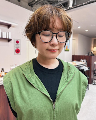 【Look at】ニュアンスマッシュパーマショートパーマ