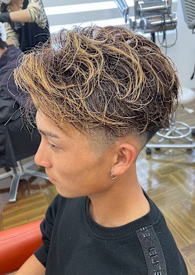 メンズフェードカット／メッシュカラー