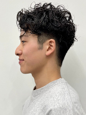 大人センターパートパーマ