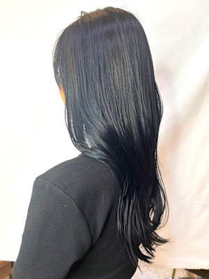 【MICHI 富田店　西村 亜矢】 ブルーアッシュ ロング 