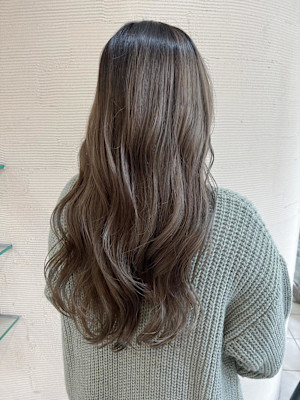 【MICHI refre店　福光柚香里】ブリーチ有グレージュ