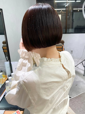 簡単スタイリングぷつっとボブ＊透明感カラーミニボブ
