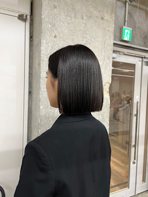 切りっぱなしボブ