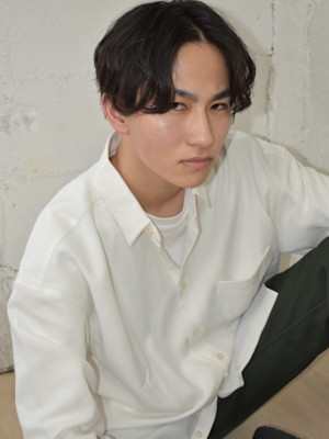 前下がりセンターパート