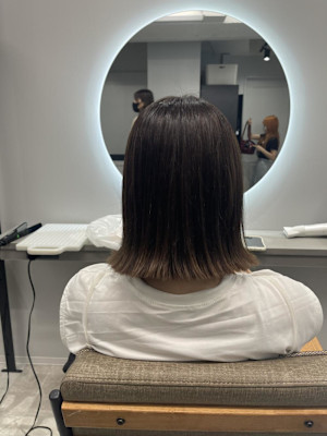 スモーキーブラウン