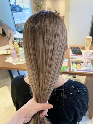 ブリーチありミルクティーベージュ☆小林