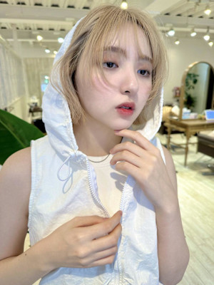 ハイトーン/ケアブリーチ/ブロンド/くびれ/フェイスレイヤー