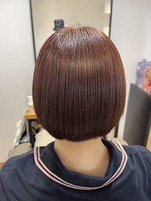 ミニボブ×髪質改善×赤髪