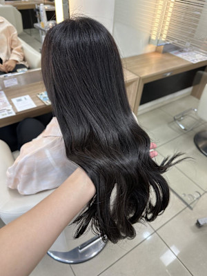[aika]トーンダウンでも艶髪一択！