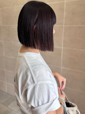 切りっぱなし丸みボブ