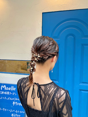 編みおろしヘア