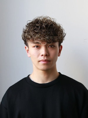 GROOMER/S TOKYO ハイライト スペインカール