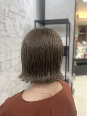 大人可愛い大人美人くすみカラーアッシュグレーベージュ