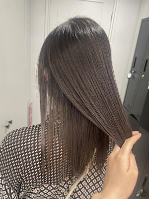 【グレージュカラーメテオ】