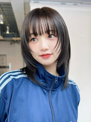 アッシュブラック美髪エモージュレイヤー_ba488501