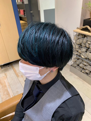 ブルーブラック