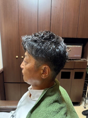 刈上げショートスタイル