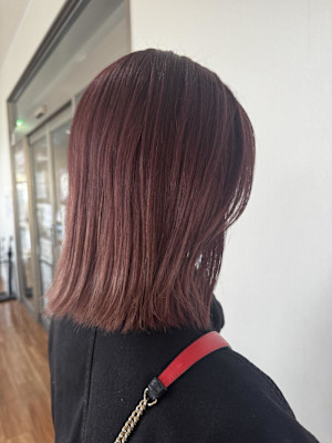 ピンクベージュ