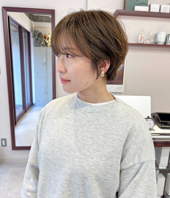 【Look at】カーキベージュアッシュショート