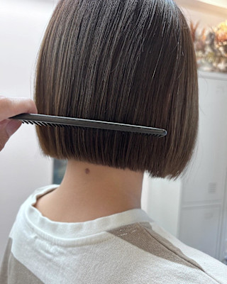 【Look at】オリーブベージュタッセルボブ